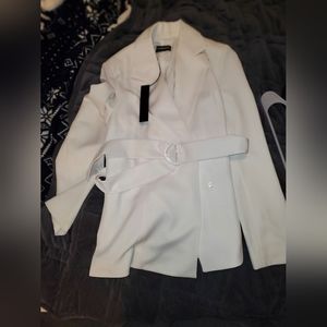 Carbon38 White blazer